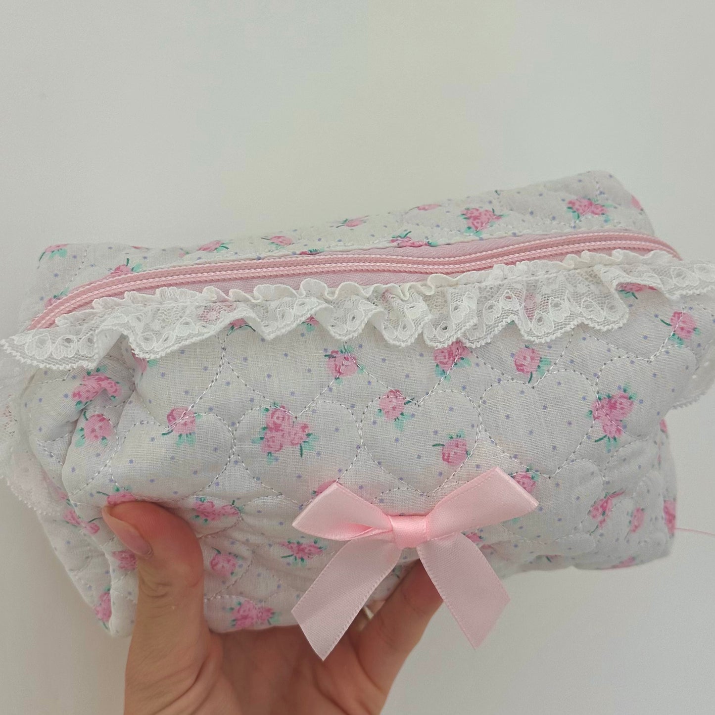 Dainty Makeup Bag